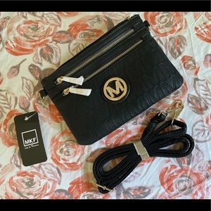 Black adjustable clutch/ purse